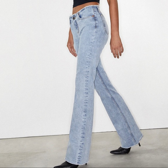 C’est 101 Jeans | Low Rise Raw Edge Glare Jeans - Picture 4 of 9